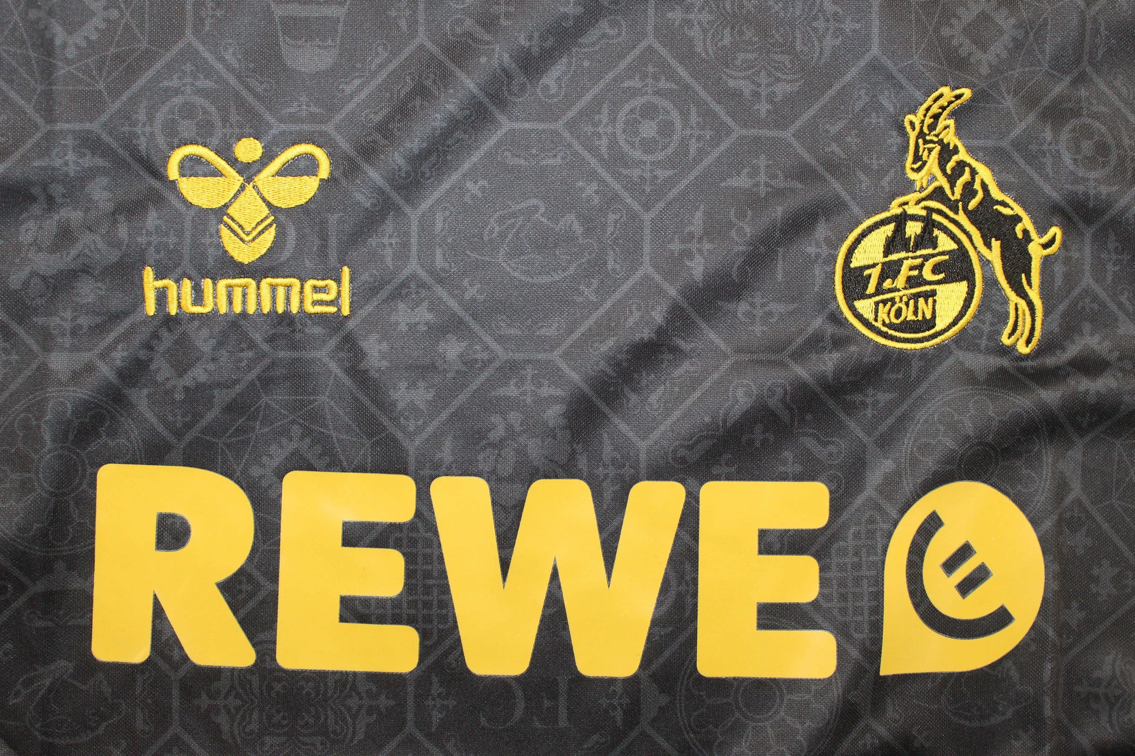 F. C. Colonia 2º Equipación 2025, Camiseta Visitante Oficial del Club. Totality 90