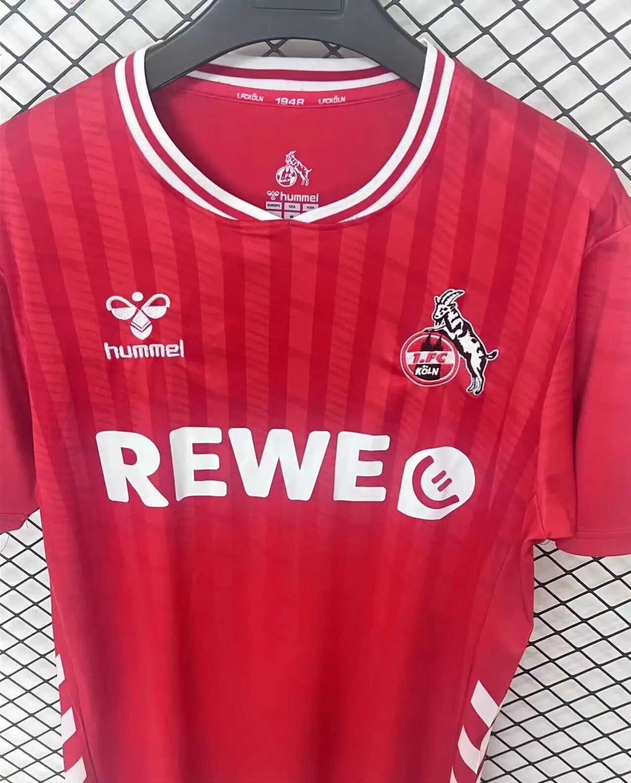 F. C. Colonia 2025/26 Camiseta Oficial de Fútbol para Jugadores y Fans Totality 90